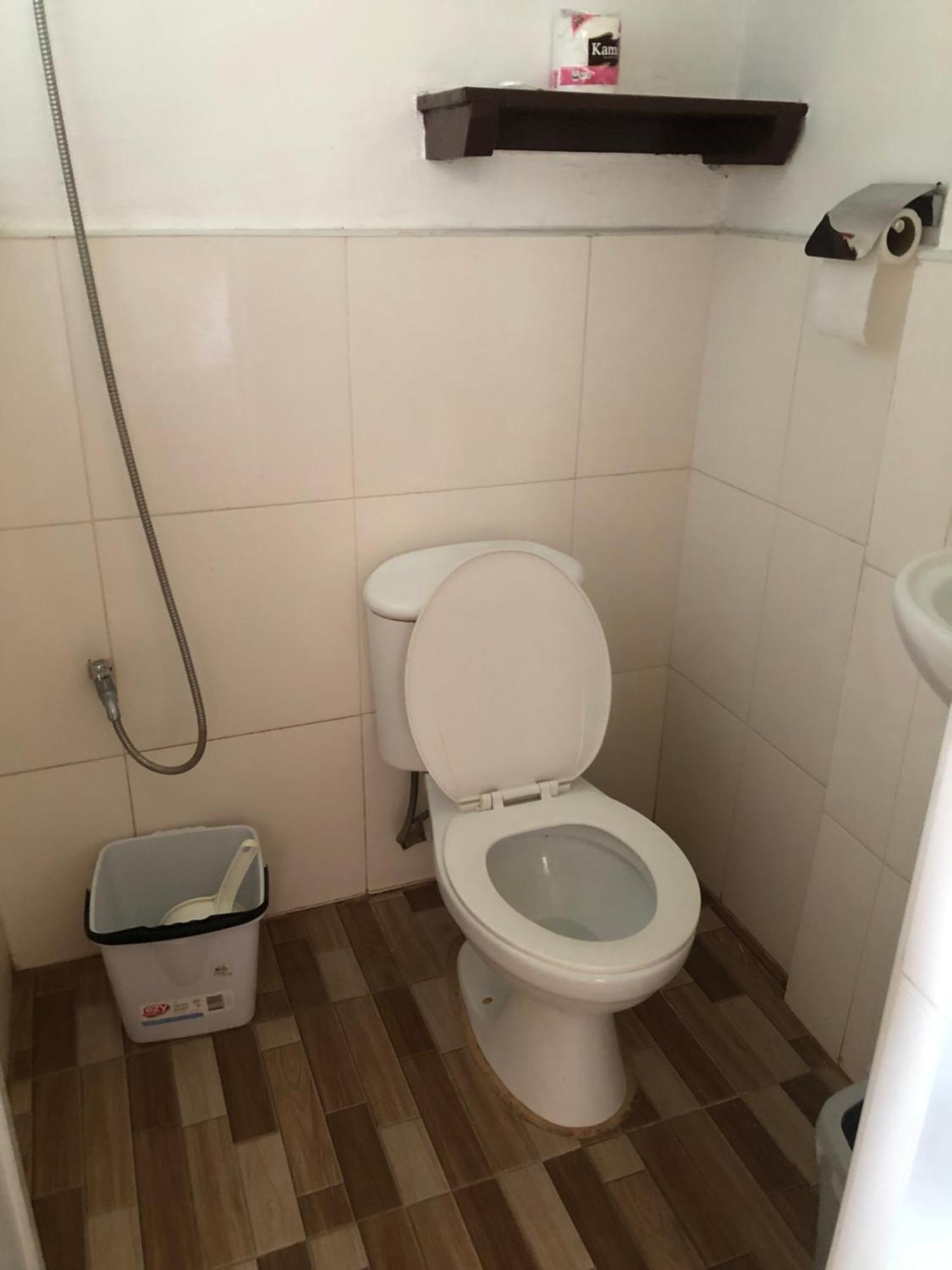 Mioki Hometel Batuan Bagian luar foto